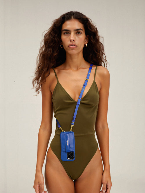 iPhone Case with Strap - Édition Bleu