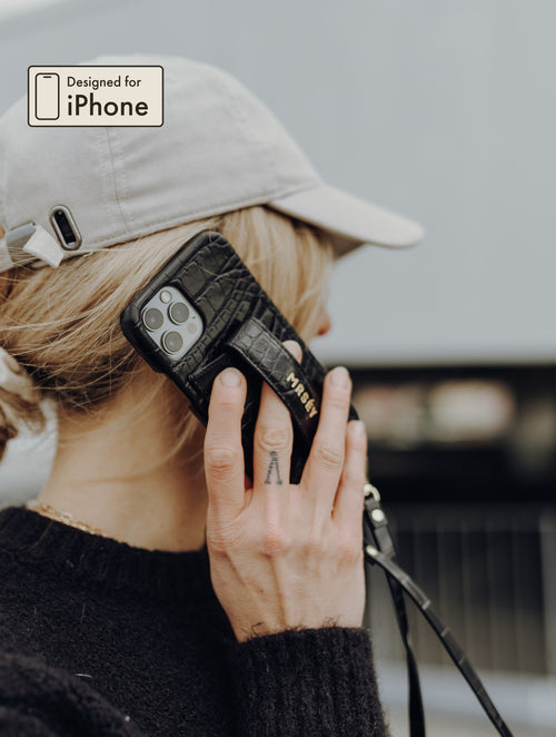 iPhone Hülle mit Strap - Black Croco